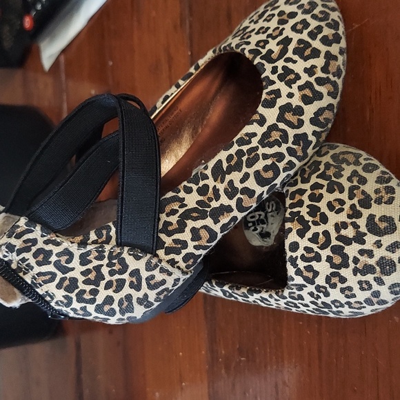 Unr8ted Leopard print flats Toddler size 6.5 - Picture 2 of 2